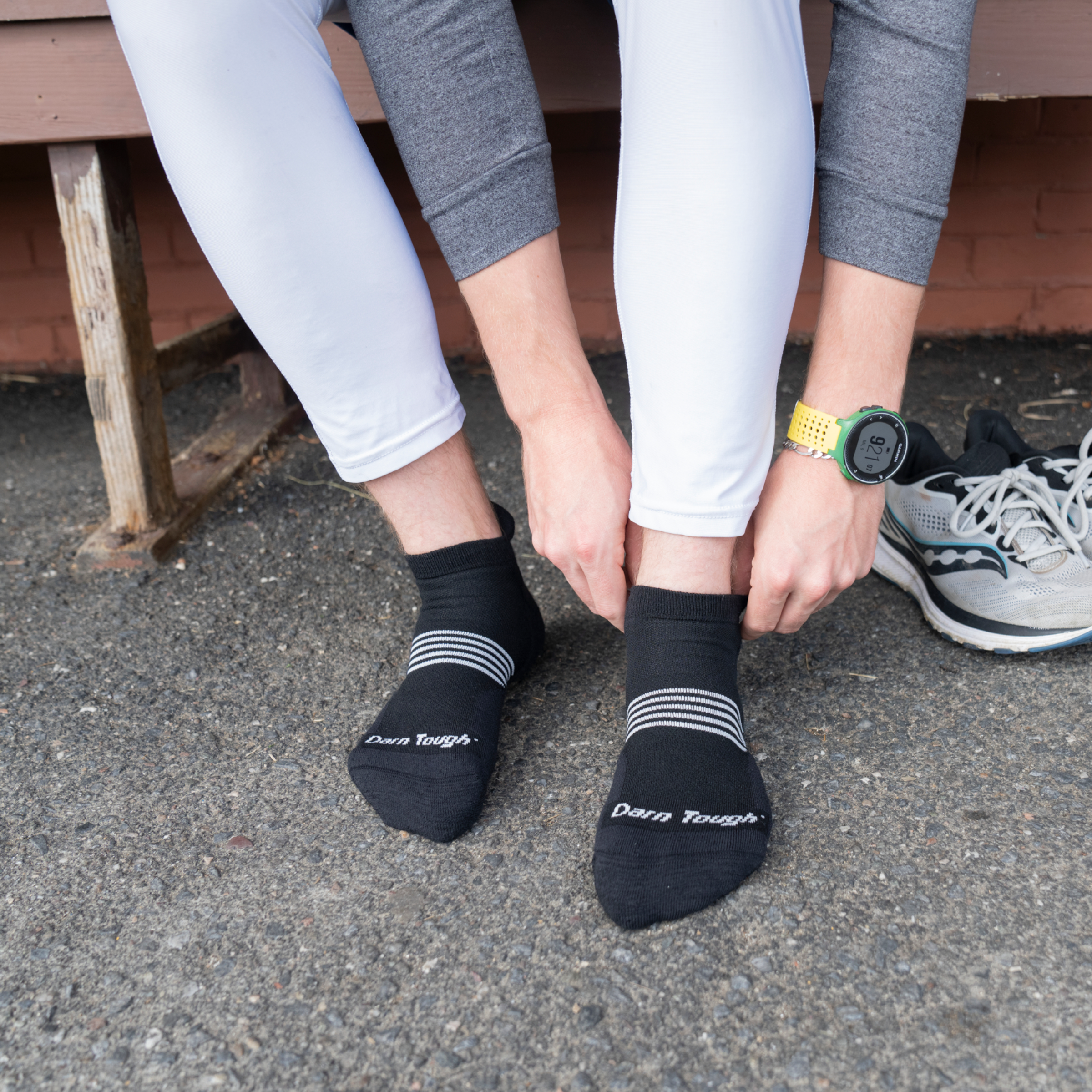 Men's Element No Show Tab Lightweight Running Socks