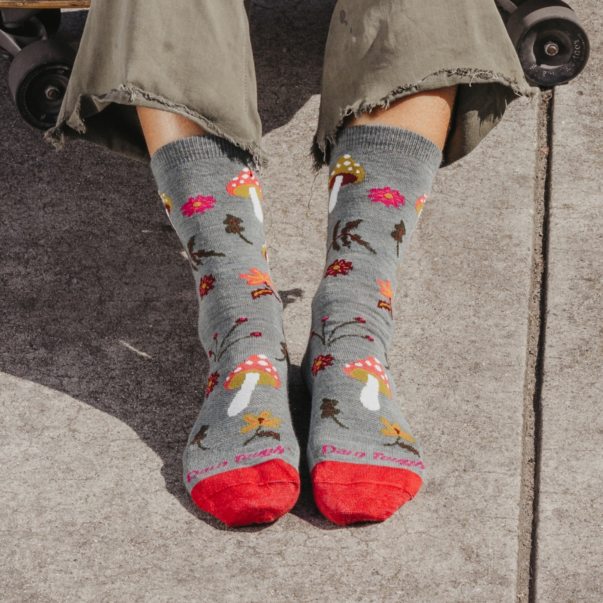 Women's Shroom Bloom Crew Lightweight Lifestyle Socks