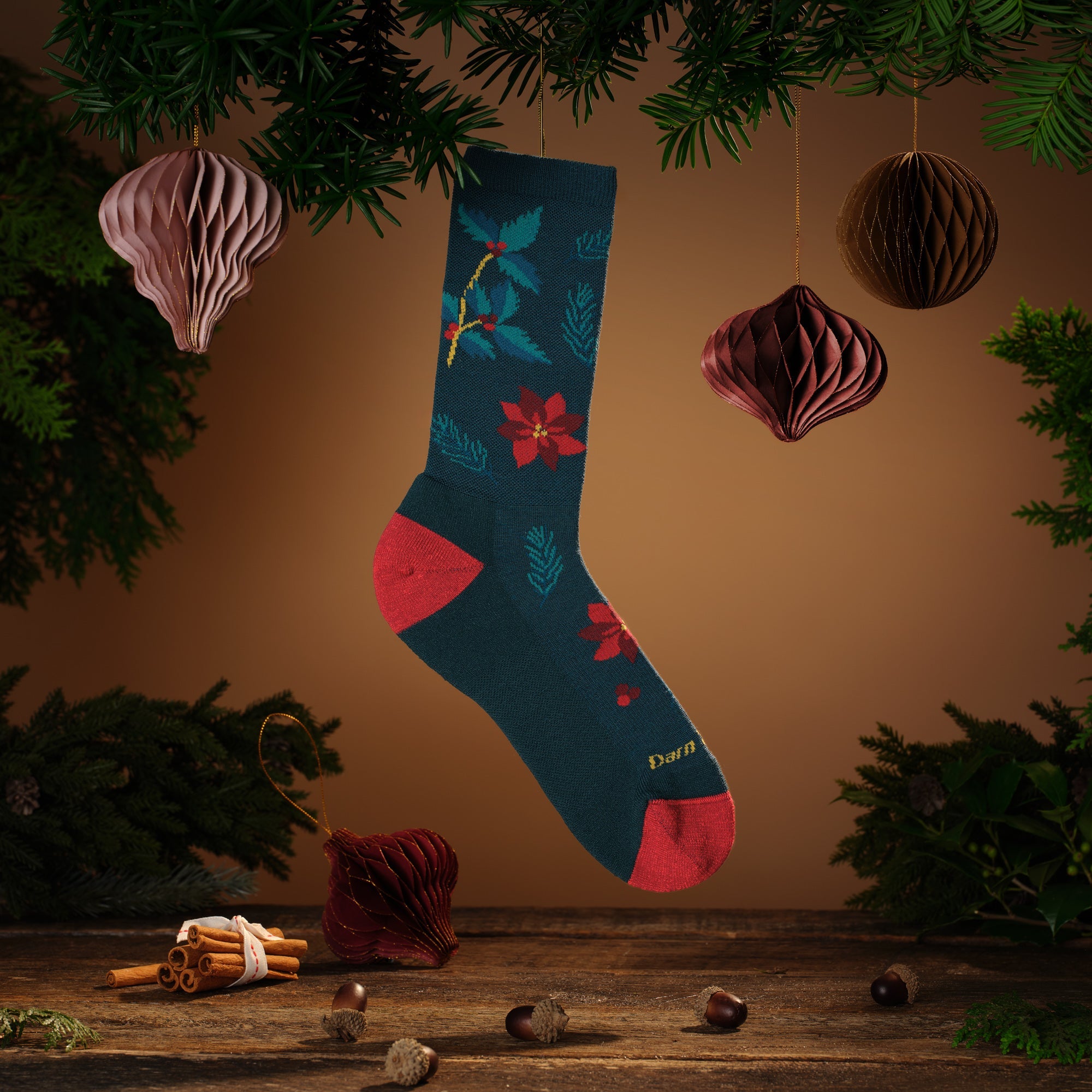 Women's Mistle-Toe Crew Lightweight Lifestyle Socks